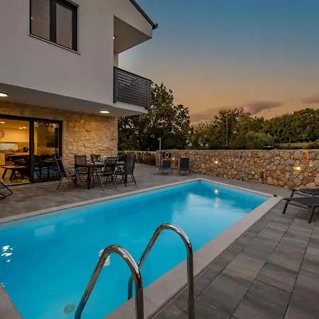 Ansulero * מאלינסקה